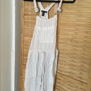 Forever 21 romper white and black in stripe
